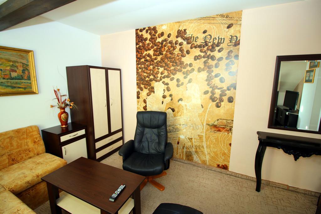 Hotel Riskyoff بانسكو المظهر الخارجي الصورة