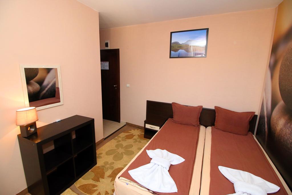 Hotel Riskyoff بانسكو المظهر الخارجي الصورة